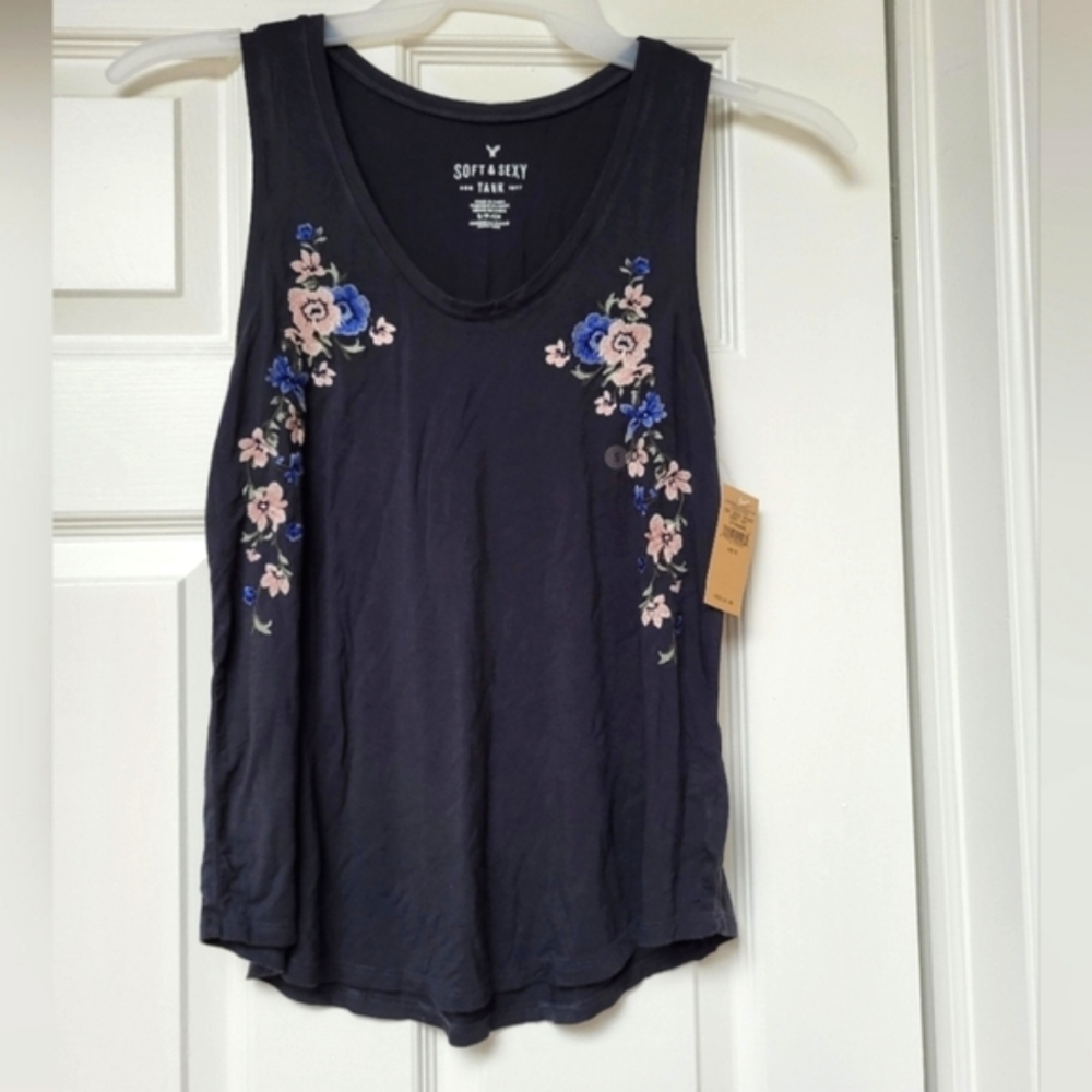American Eagle Soft & Sexy Grey Floral Embroidered Tank Top SZ Small, New W Tags